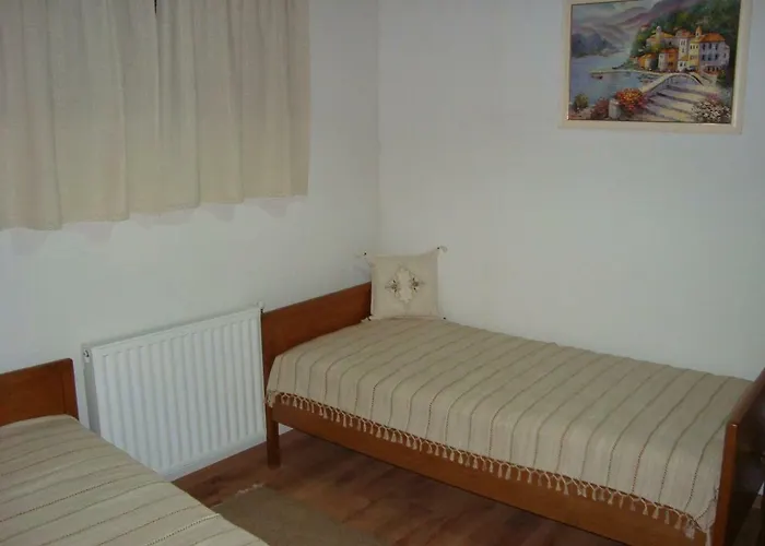 Луксозна вила Moon Valley